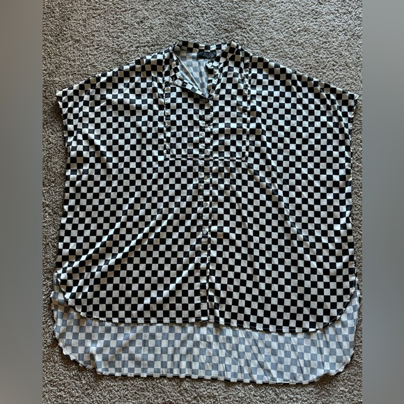  Dressed in LaLa Large Live a Little Oversized Top in Checkerboard - Picture 1 of 5